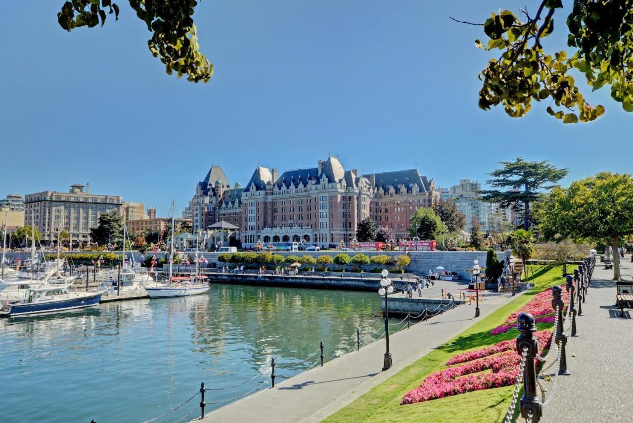 The Astoria Flair Victoria Exterior foto